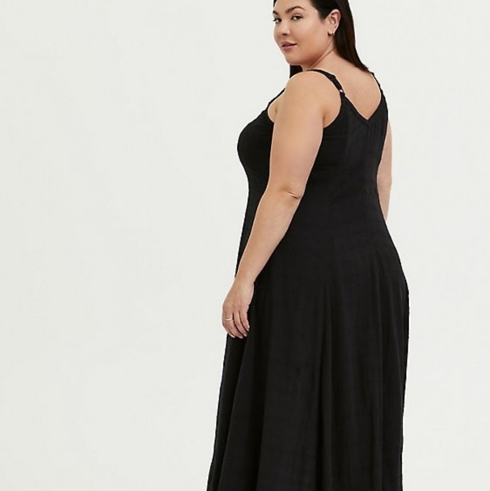 Torrid Size 4 Black Textured Trapeze Maxi Dress